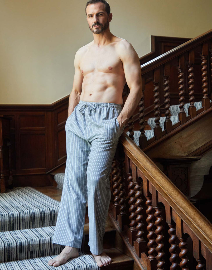 M_PJ_Trousers_Chalk_Stripe_1_1.mp4