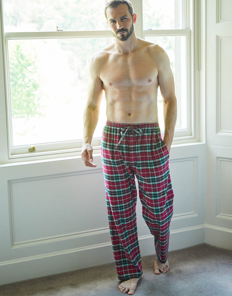M_PJ_Trousers_Gaia_Tartan_1_1.mp4