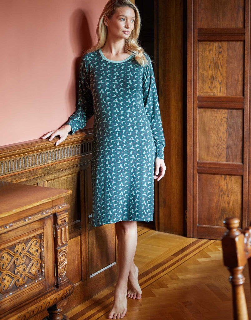 W_Bamboo_Nightdress_Jolly_Holly_1_1.mp4